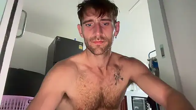 Snapshot of lukegunn chatting on 02.21.25 lukegunn online show from 02.21.25