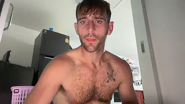 Snapshot of lukegunn chatting on 03.16.25 lukegunn online show from 03.16.25