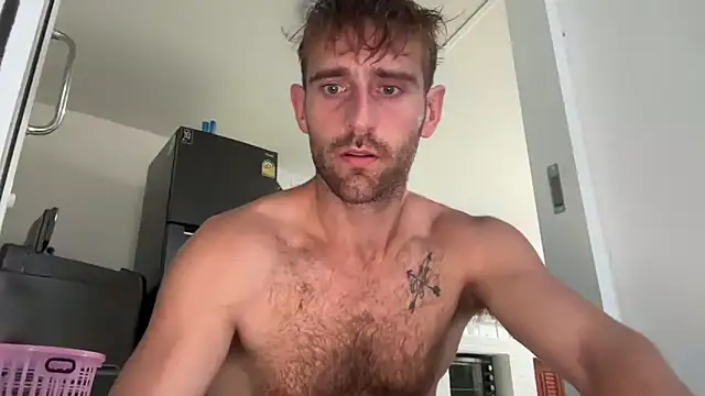 Snapshot of lukegunn chatting on 03.17.25 lukegunn online show from 03.17.25