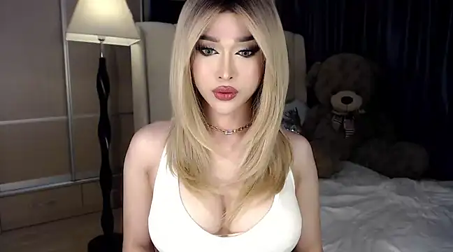 Snapshot of KeenMazikeen69 chatting on 01.15.25 KeenMazikeen69 online show from 01.15.25