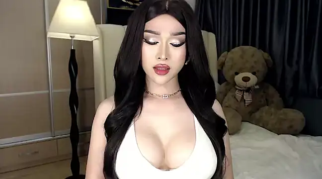 Snapshot of KeenMazikeen69 chatting on 01.15.25 KeenMazikeen69 online show from 01.15.25