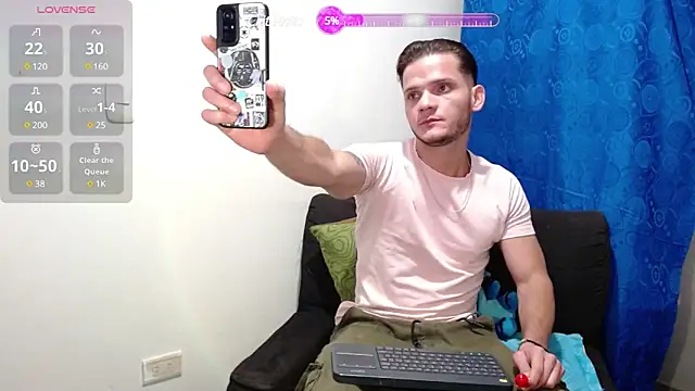 Snapshot of ramseesh chatting on 03.14.25 ramseesh online show from 03.14.25