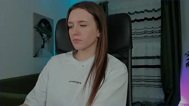 Snapshot of JennyDens chatting on 01.22.25 JennyDens online show from 01.22.25