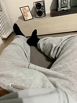 Snapshot of alex21017 chatting on 12.01.24 alex21017 online show from 12.01.24