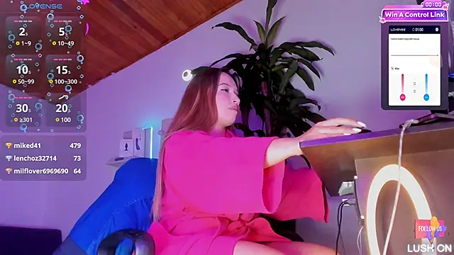 Snapshot of _asscutebig_ chatting on 01.12.25  asscutebig  online show from 01.12.25