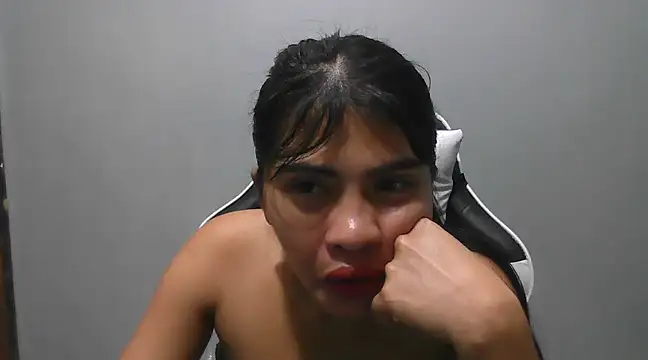 Snapshot of Miss_unknown chatting on 02.18.25 Miss unknown online show from 02.18.25