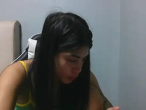 Snapshot of Miss_unknown chatting on 09.09.25 Miss unknown online show from 09.09.25