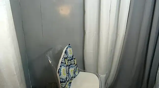 Snapshot of Delicate_Savannah chatting on 12.10.24 Delicate Savannah online show from 12.10.24