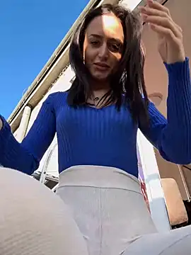 Snapshot of Zeyna1 chatting on 01.30.25 Zeyna1 online show from 01.30.25