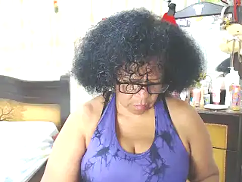 Snapshot of Yayis-hot-sexyw chatting on 01.05.25 Yayis-hot-sexyw online show from 01.05.25