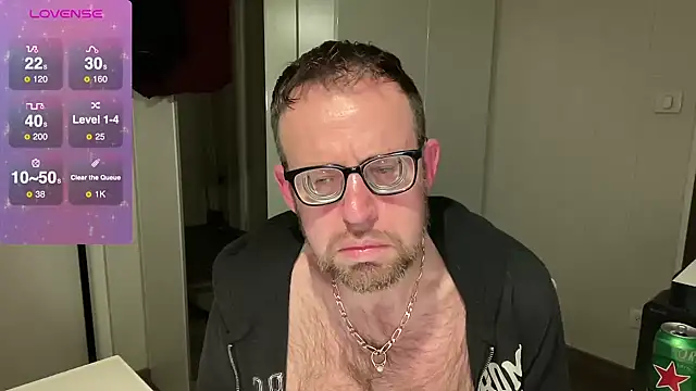 Snapshot of FABIOGLASSES chatting on 02.10.25 FABIOGLASSES online show from 02.10.25