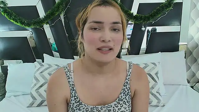 Snapshot of katya_kozlov chatting on 01.18.25 katya kozlov online show from 01.18.25