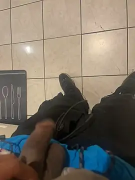 Snapshot of dingoding chatting on 01.24.25 dingoding online show from 01.24.25