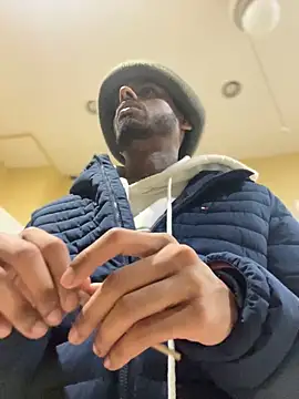 Snapshot of dingoding chatting on 02.19.25 dingoding online show from 02.19.25