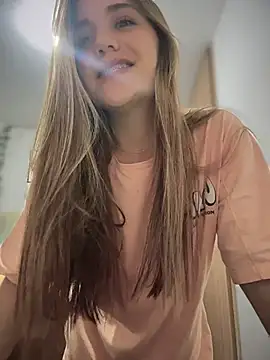 Snapshot of ShelbyHagen chatting on 11.14.25 ShelbyHagen online show from 11.14.25