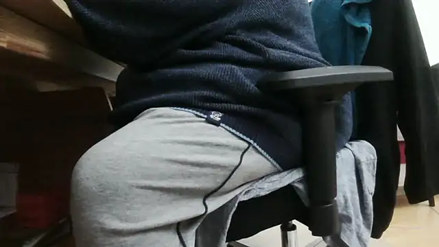 Snapshot of chubbysmallcock@xh chatting on 02.09.25 chubbysmallcockxh online show from 02.09.25