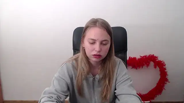 klerkarina online show from 10.21.25