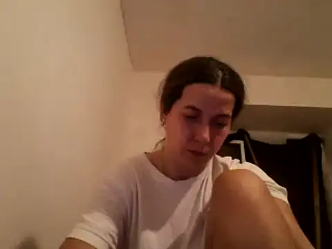 Snapshot of Tamilashaa chatting on 12.24.24 Tamilashaa online show from 12.24.24