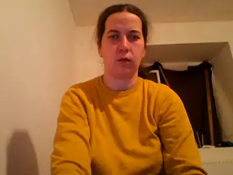 Snapshot of Tamilashaa chatting on 12.29.24 Tamilashaa online show from 12.29.24