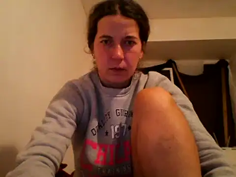 Snapshot of Tamilashaa chatting on 02.13.25 Tamilashaa online show from 02.13.25