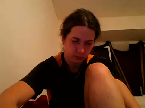 Snapshot of Tamilashaa chatting on 02.23.25 Tamilashaa online show from 02.23.25