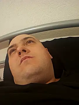 Snapshot of mario890605 chatting on 09.21.25 mario890605 online show from 09.21.25