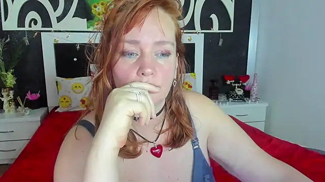 Snapshot of SinFulTitsDD chatting on 12.02.24 SinFulTitsDD online show from 12.02.24