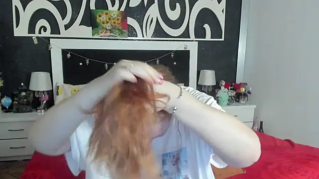 Snapshot of SinFulTitsDD chatting on 03.11.25 SinFulTitsDD online show from 03.11.25