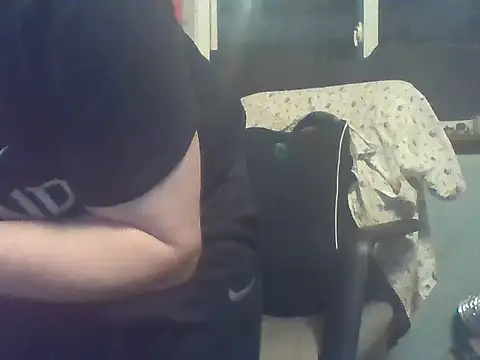 Snapshot of peaches_playz chatting on 12.16.24 peaches playz online show from 12.16.24