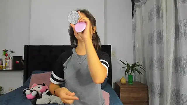 Snapshot of AndreaStivens chatting on 09.25.25 AndreaStivens online show from 09.25.25