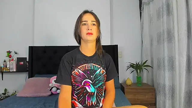 Snapshot of AndreaStivens chatting on 10.03.25 AndreaStivens online show from 10.03.25