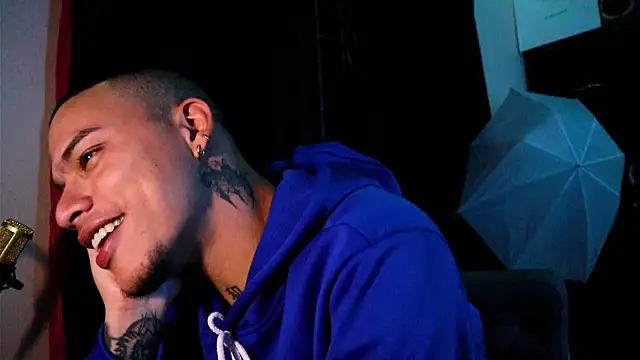 Snapshot of BestMasterForYou chatting on 09.27.25 BestMasterForYou online show from 09.27.25