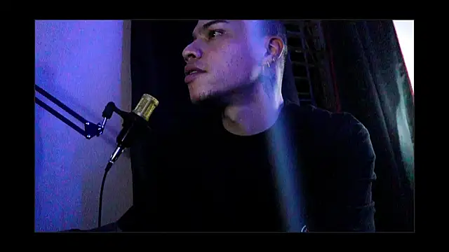 Snapshot of BestMasterForYou chatting on 09.30.25 BestMasterForYou online show from 09.30.25