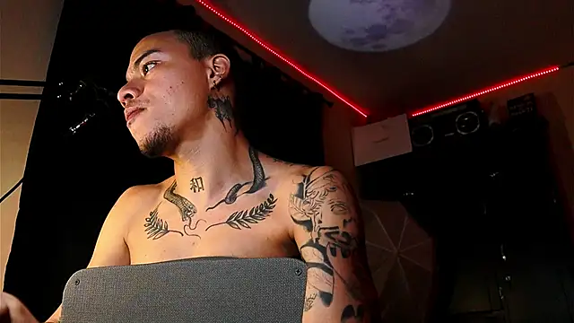 Snapshot of BestMasterForYou chatting on 10.08.25 BestMasterForYou online show from 10.08.25