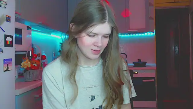 Snapshot of Klementa chatting on 02.07.25 Klementa online show from 02.07.25