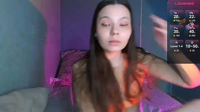 Snapshot of bbycolada chatting on 03.16.25 bbycolada online show from 03.16.25