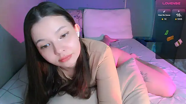 Snapshot of bbycolada chatting on 03.17.25 bbycolada online show from 03.17.25