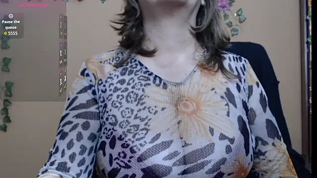 Snapshot of Hellensextits chatting on 09.14.25 Hellensextits online show from 09.14.25