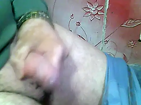 Snapshot of two_colour_cock chatting on 01.26.25 two colour cock online show from 01.26.25