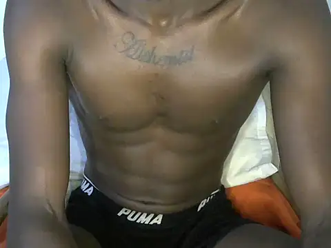 Snapshot of blackpanther_777 chatting on 12.15.24 blackpanther 777 online show from 12.15.24