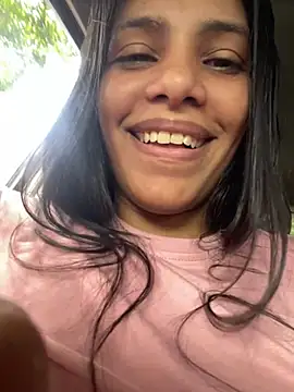 ArielleMillerr online show from 12.20.24