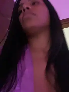 ArielleMillerr online show from 12.22.24