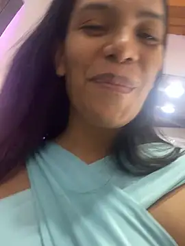 ArielleMillerr online show from 12.23.24