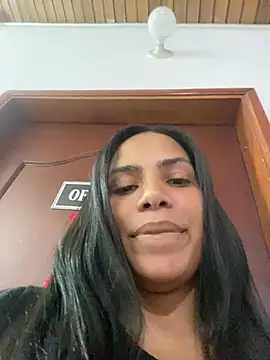ArielleMillerr online show from 01.14.25