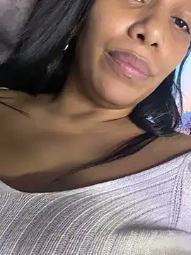 ArielleMillerr online show from 01.14.25