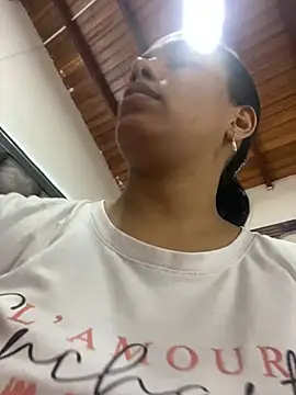 ArielleMillerr online show from 01.16.25