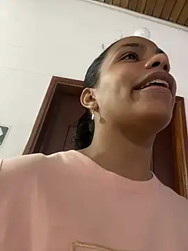 ArielleMillerr online show from 01.18.25