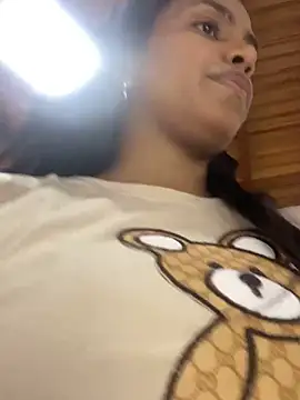 ArielleMillerr online show from 01.20.25