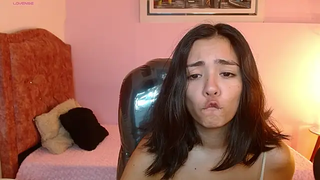 Snapshot of Ivy_Gail chatting on 01.26.25 Ivy Gail online show from 01.26.25