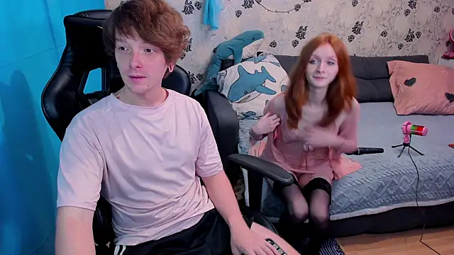 Snapshot of lakmsrrrmrrr chatting on 10.14.25 lakmsrrrmrrr online show from 10.14.25